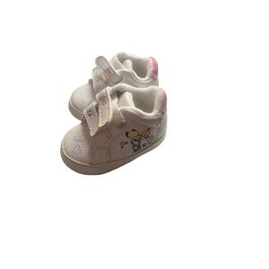 Precious Moments Baby Girl White Pink Crib Shoes Soft Sole Sneakers Hook Loop